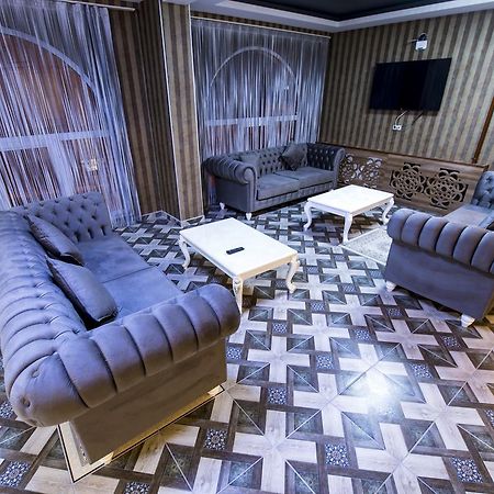 Kars-I Si̇Ri̇N Otel Екстериор снимка