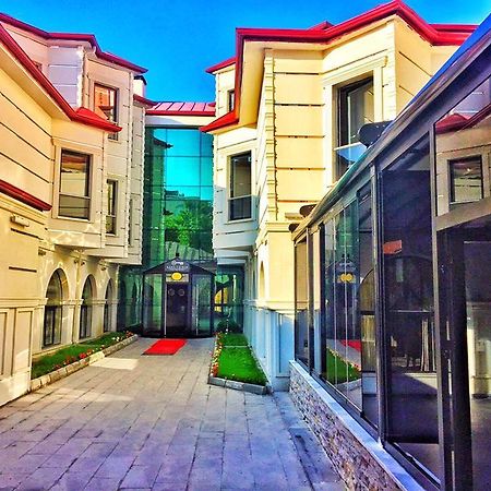 Kars-I Si̇Ri̇N Otel Екстериор снимка